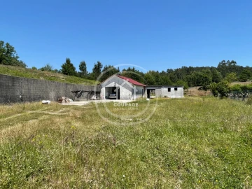 Loja para Venda em Romarigães