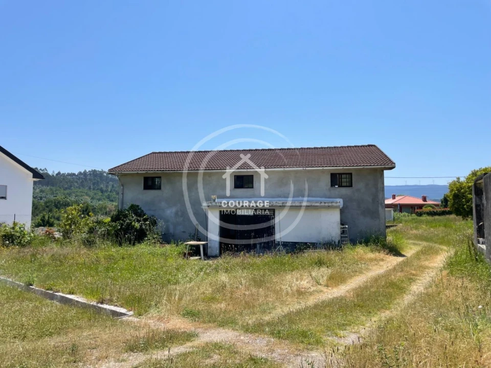 Loja para Venda em Romarigães Foto 5