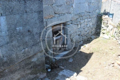Moradia T2 para Venda em Paredes de Coura e Resende