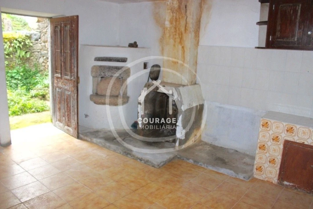 Moradia T2 para Venda em Paredes de Coura e Resende Foto 9