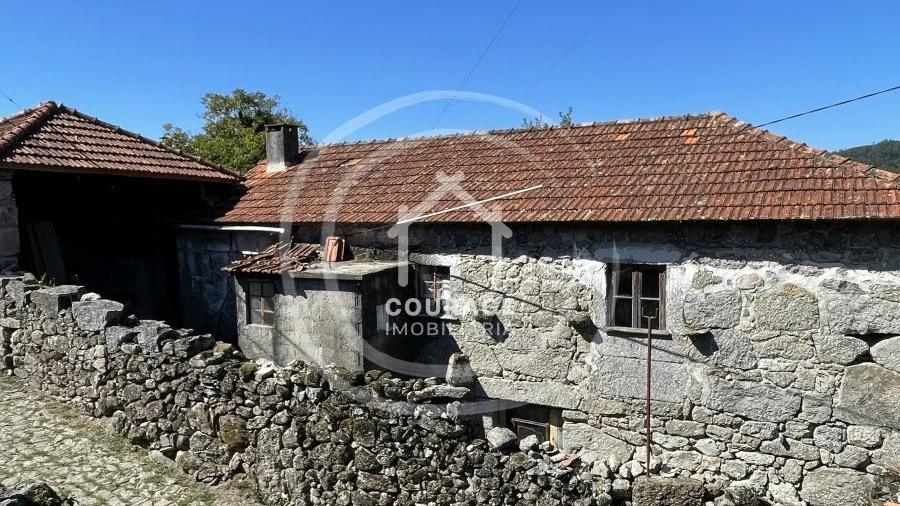 Moradia T2 para Venda em Paredes de Coura e Resende