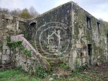 Moradia T3 para Venda em Candemil e Gondar