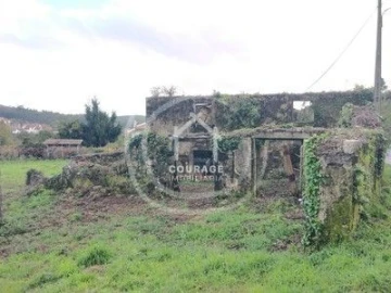 Moradia T3 para Venda em Candemil e Gondar