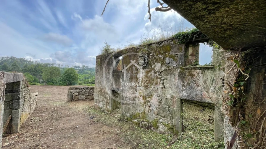 Moradia T3 para Venda em Candemil e Gondar Foto 5