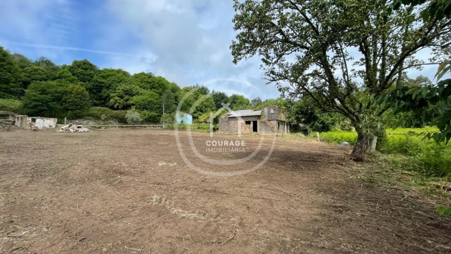 Moradia T3 para Venda em Candemil e Gondar Foto 7