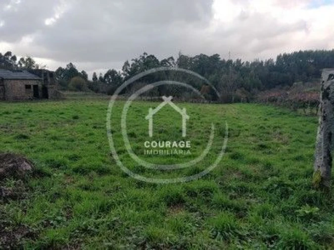 Moradia T3 para Venda em Candemil e Gondar Foto 15