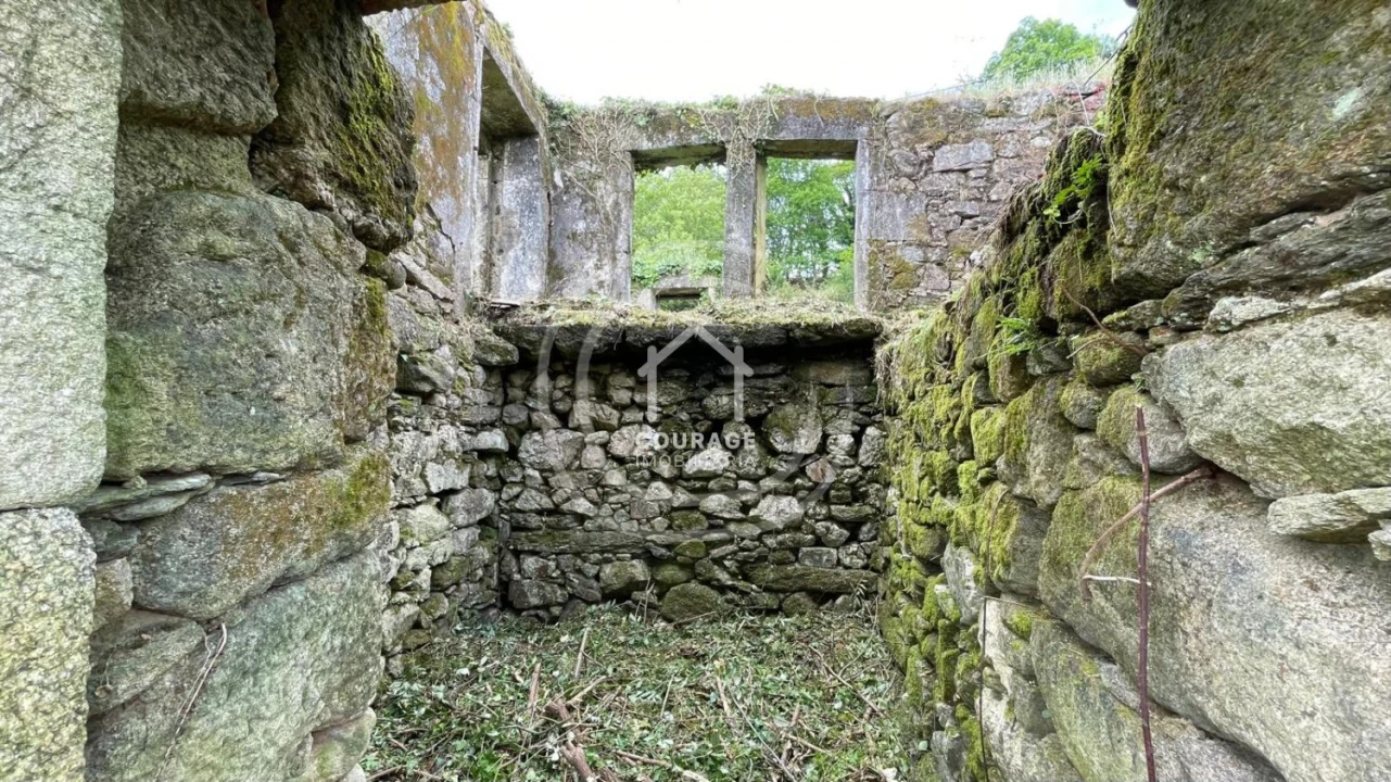 Moradia T3 para Venda em Candemil e Gondar Foto 16
