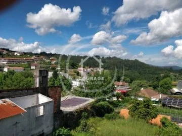 Moradia T3 para Venda em Paredes de Coura e Resende