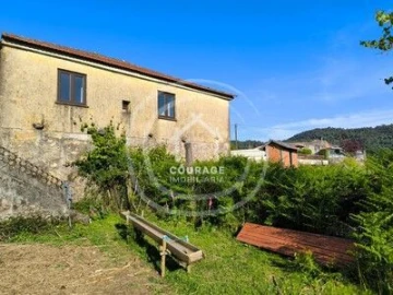 Moradia T3 para Venda em Romarigães