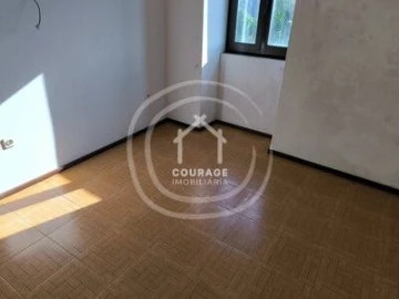 Moradia T3 para Venda em Romarigães