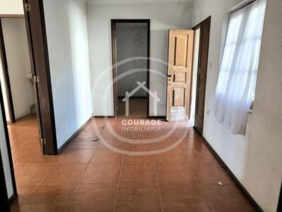 Moradia T3 para Venda em Romarigães Foto 9
