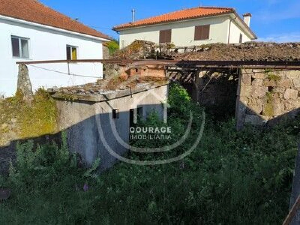 Moradia T3 para Venda em Romarigães Foto 21