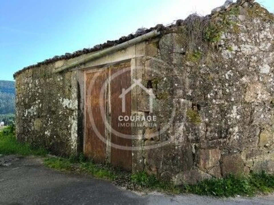 Moradia T3 para Venda em Romarigães Foto 17