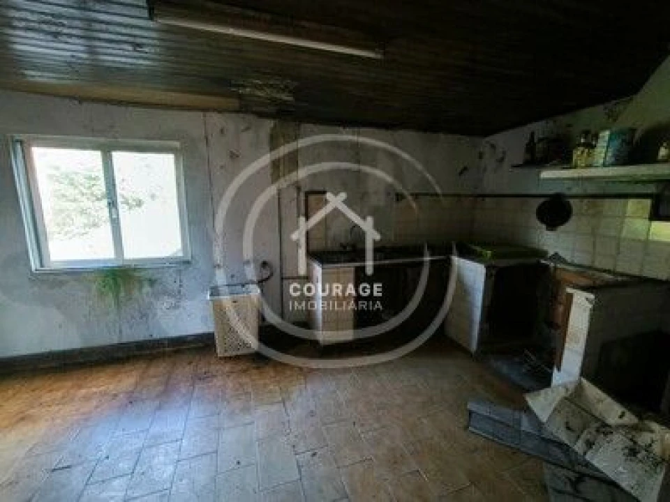 Moradia T2 para Venda em Cornes Foto 16