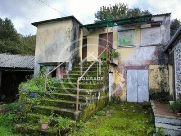 Moradia T2 para Venda em Cornes