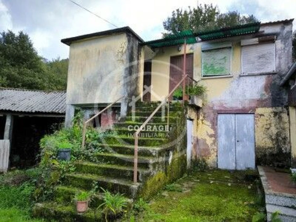 Moradia T2 para Venda em Cornes Foto 15