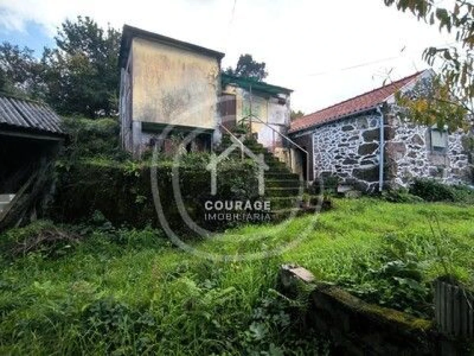 Moradia T2 para Venda em Cornes Foto 14