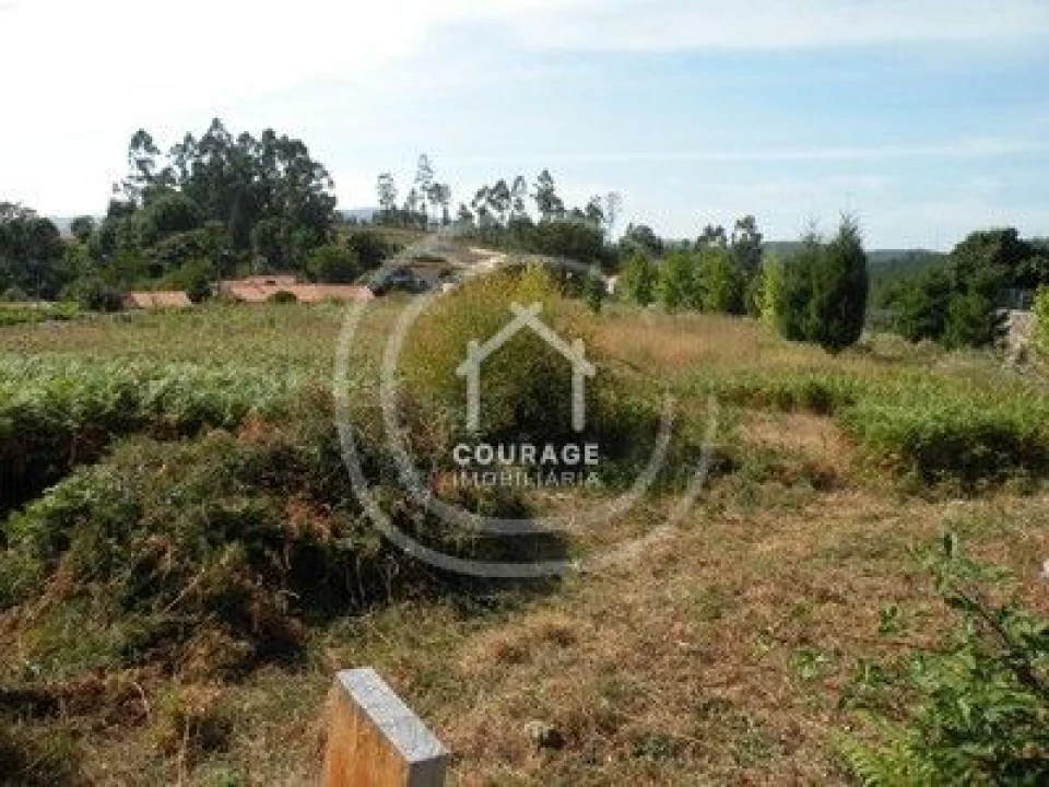 Moradia T3 para Venda em Agualonga Foto 12
