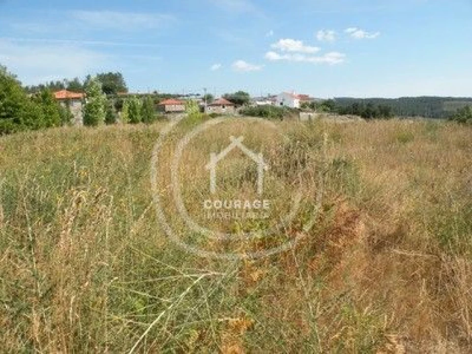 Moradia T3 para Venda em Agualonga Foto 10