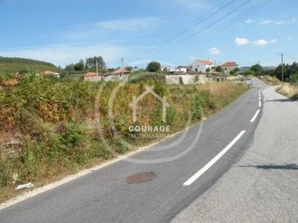Moradia T3 para Venda em Agualonga Foto 27