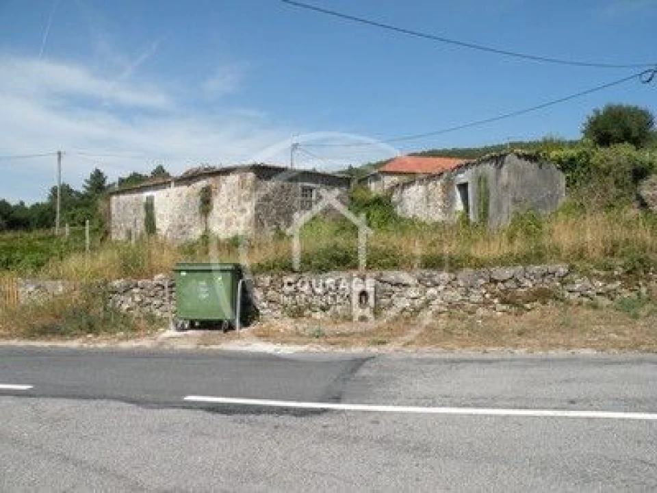 Moradia T3 para Venda em Agualonga Foto 18