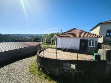 Moradia T3 para Venda em Castanheira