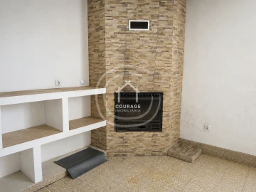 Moradia T3 para Venda em Castanheira