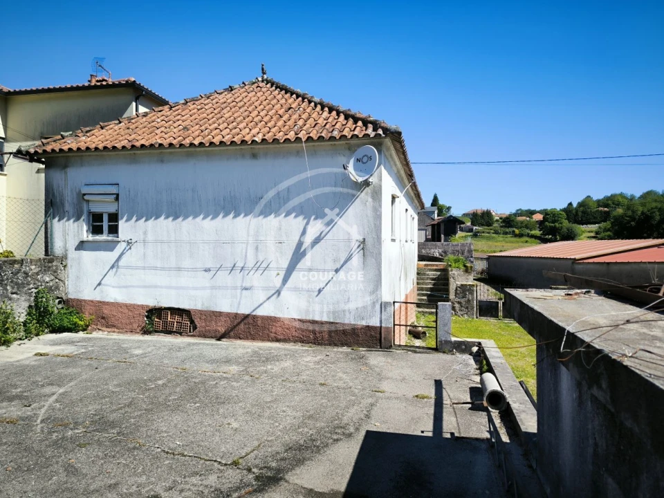 Moradia T3 para Venda em Castanheira Foto 26