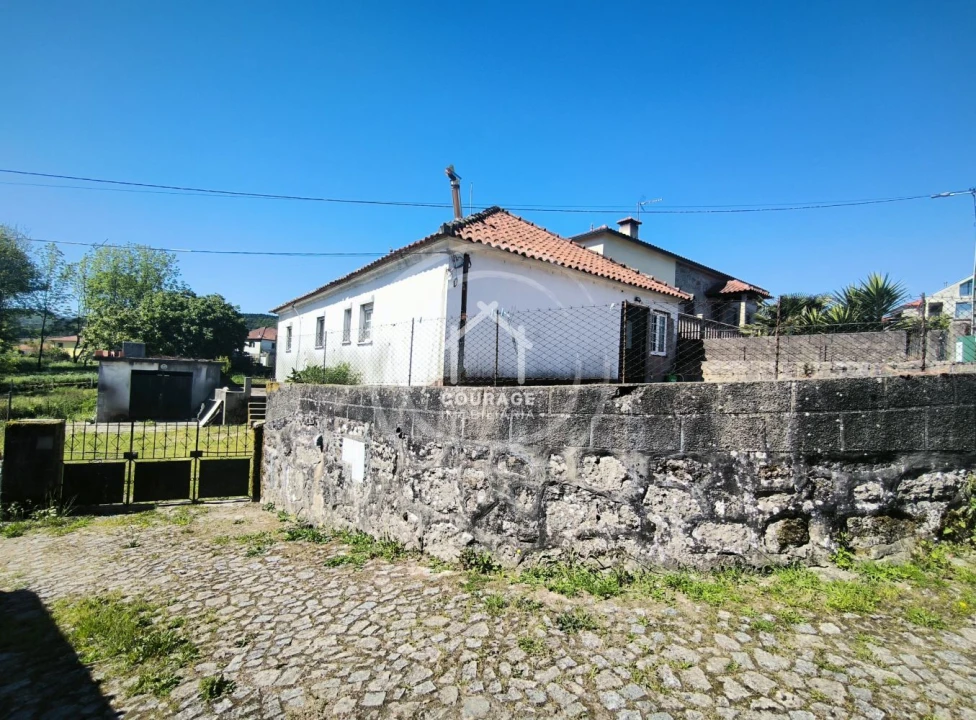 Moradia T3 para Venda em Castanheira Foto 23