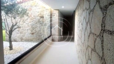 Moradia T3 para Venda em Agualonga