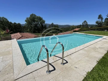 Moradia T3 para Venda em Agualonga