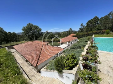 Moradia T3 para Venda em Agualonga