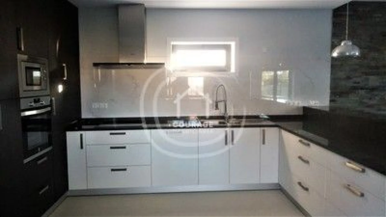 Moradia T3 para Venda em Agualonga Foto 14