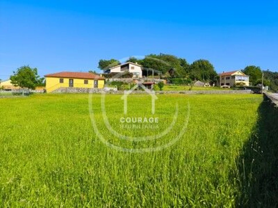 Terreno para Venda em Paredes de Coura e Resende Foto 4