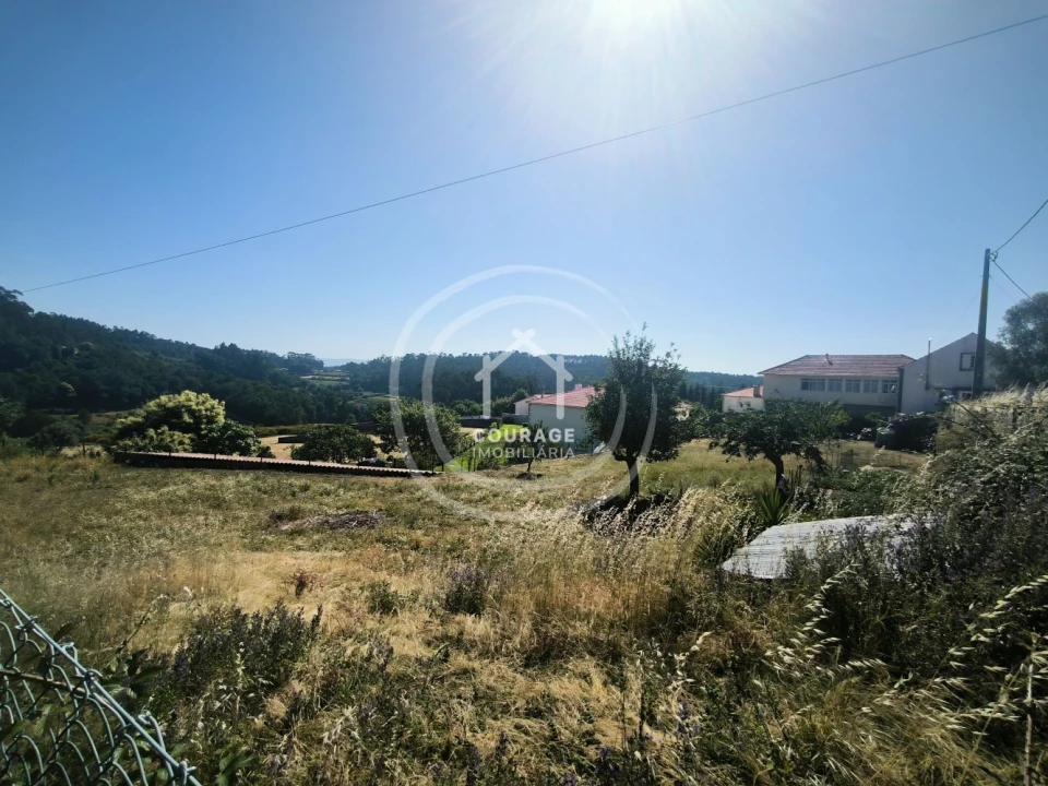 Terreno para Venda em Paredes de Coura e Resende Foto 2