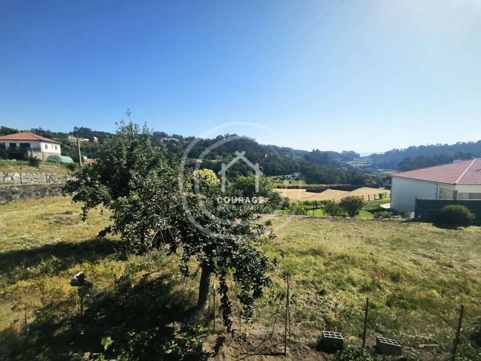 Terreno para Venda em Paredes de Coura e Resende Foto 14