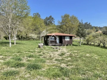 Moradia T2 para Venda em Formariz e Ferreira