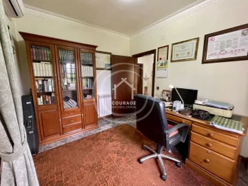 Moradia T4 para Venda em São Pedro de Arcos