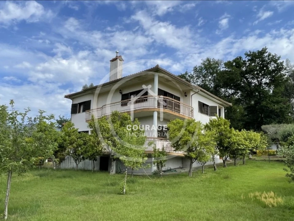 Moradia T4 para Venda em São Pedro de Arcos Foto 1