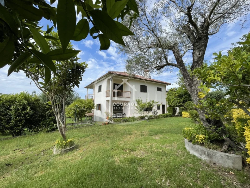 Moradia T4 para Venda em São Pedro de Arcos Foto 3