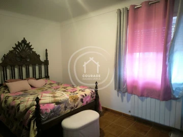 Moradia T5 para Venda em Paredes de Coura e Resende