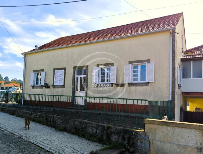 Moradia T3 para Venda em Paredes de Coura e Resende Foto 2