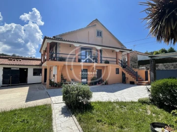 Moradia T5 para Venda em Cunha