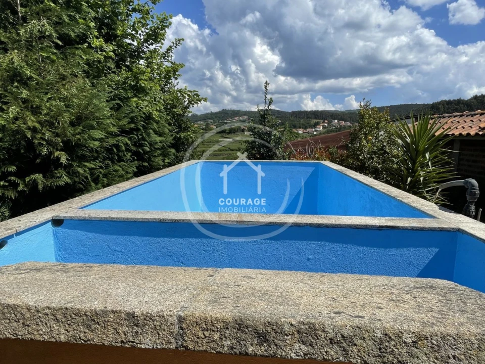 Moradia T5 para Venda em Cunha Foto 37