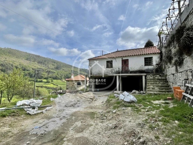 Moradia T2 para Venda em Labrujó, Rendufe e Vilar do Monte Foto 4