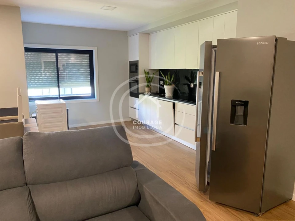 Apartamento T3 para Arrendamento em Darque Foto 16