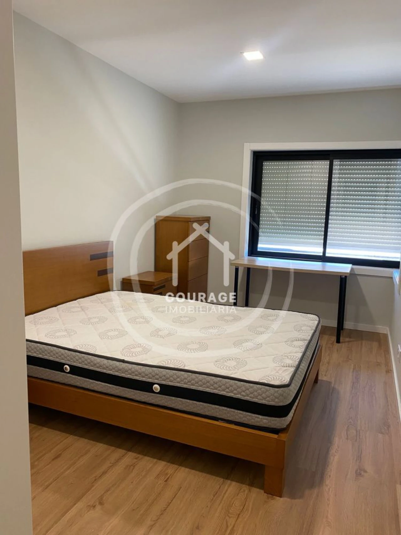 Apartamento T3 para Arrendamento em Darque Foto 7