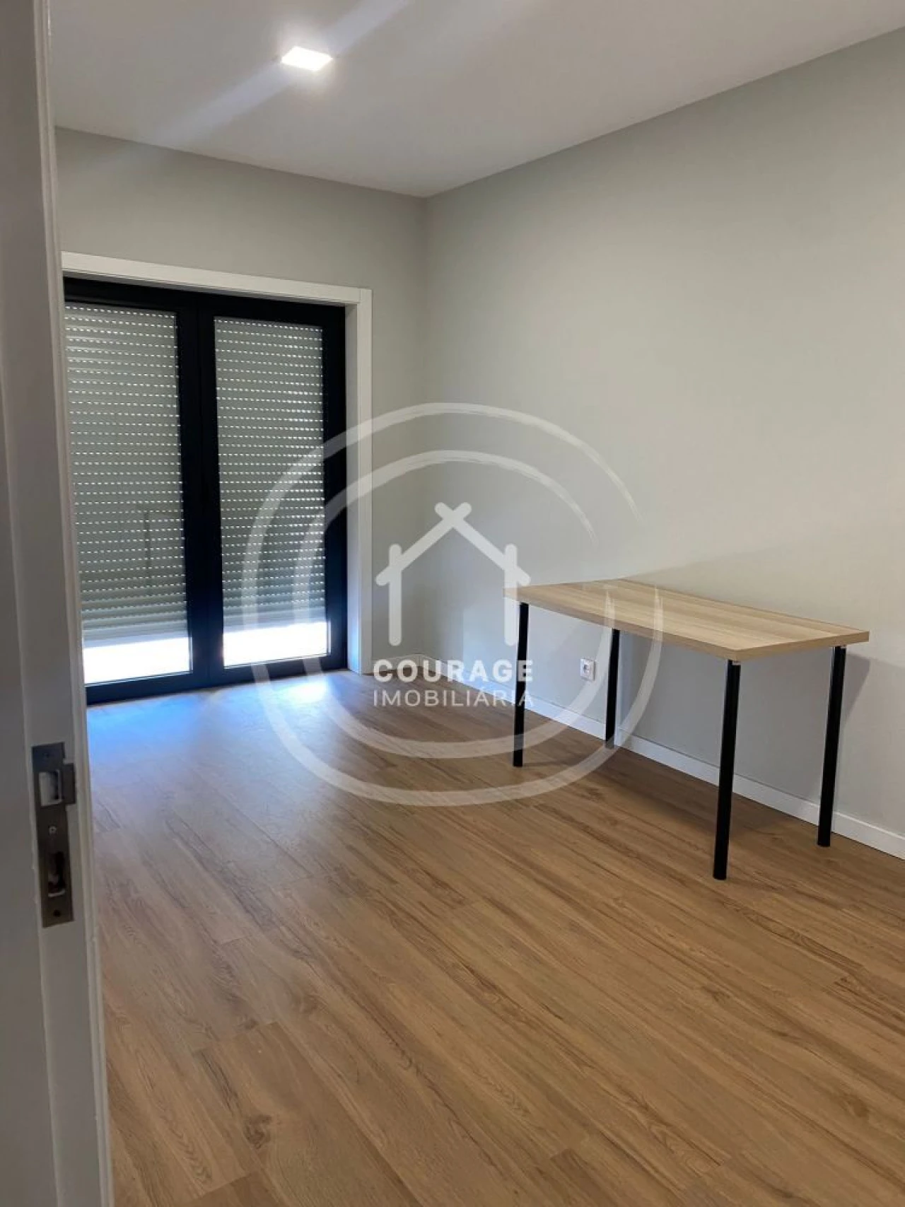 Apartamento T3 para Arrendamento em Darque Foto 12