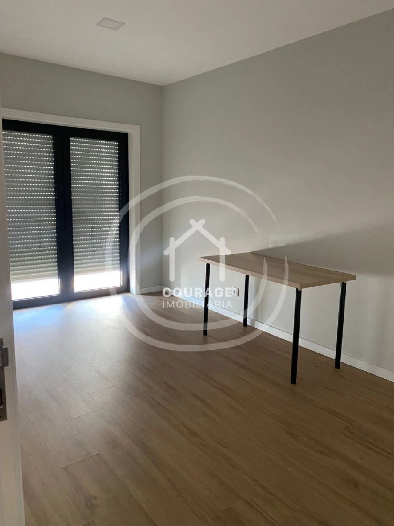 Apartamento T3 para Arrendamento em Darque Foto 20