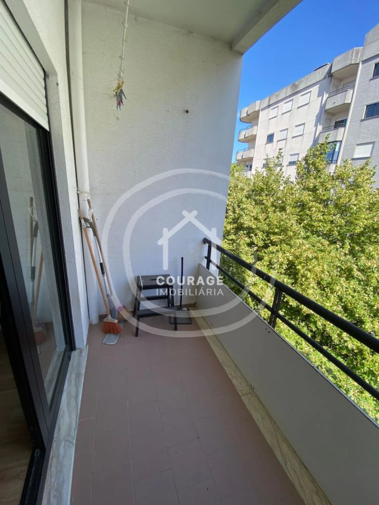 Apartamento T3 para Arrendamento em Darque Foto 24